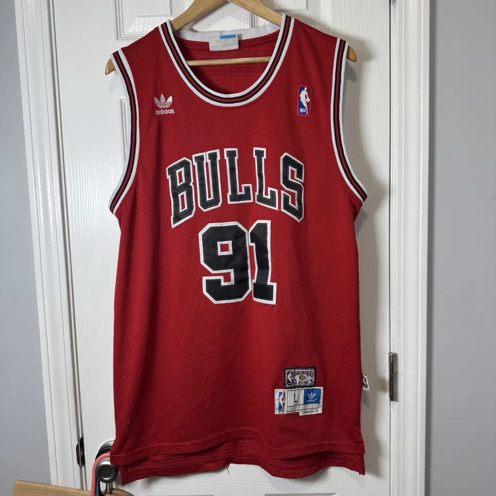 adidas‎ NBA Hardwood Classics Chicago Bulls Rodman #91 Jersey Men's L Red